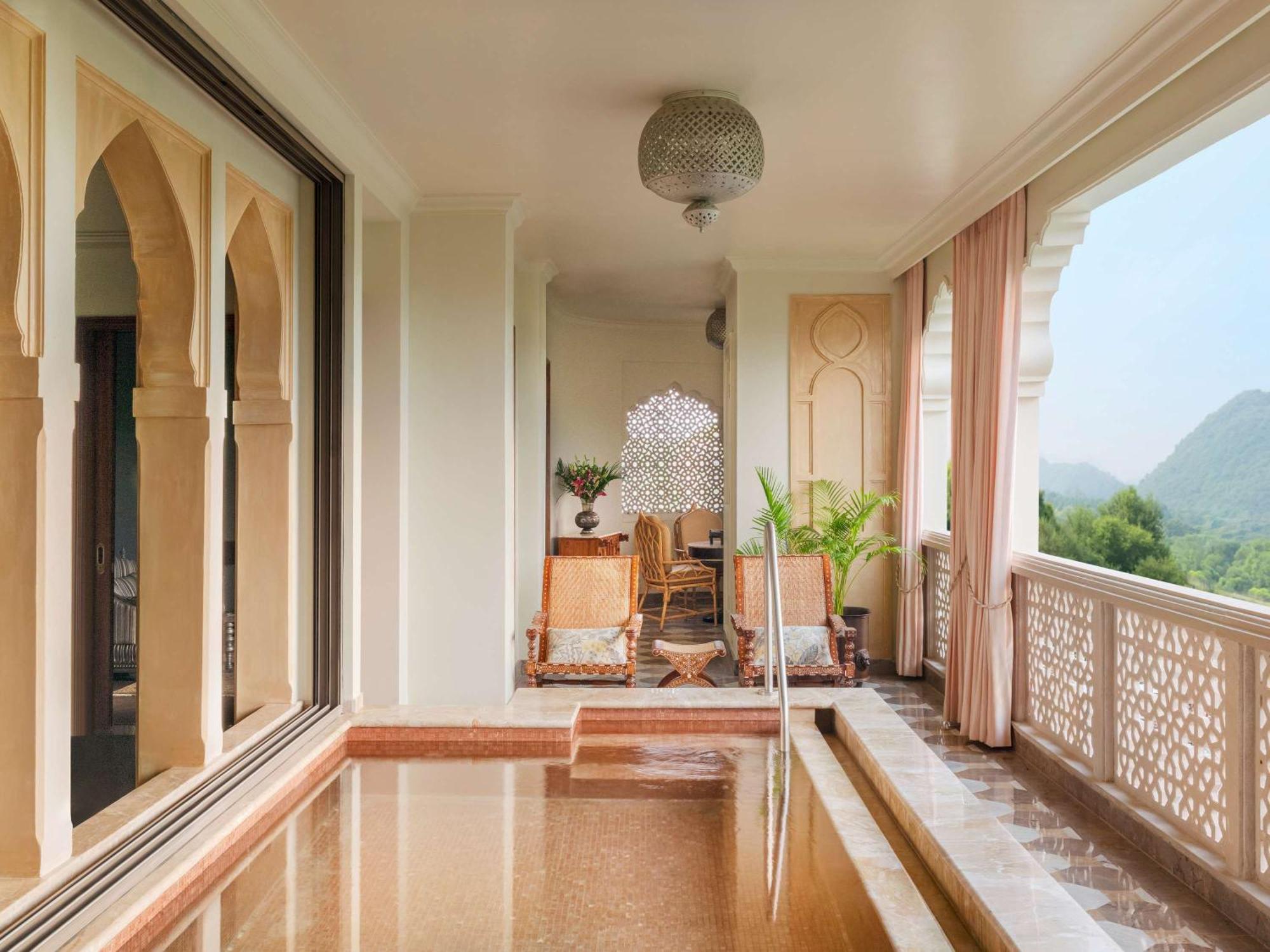 Raffles Jaipur Hotel Exterior photo