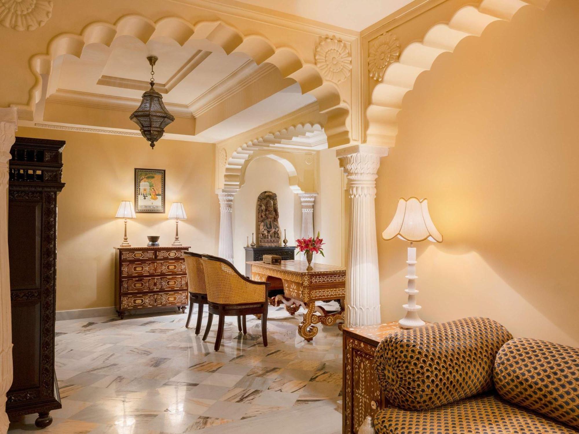 Raffles Jaipur Hotel Exterior photo
